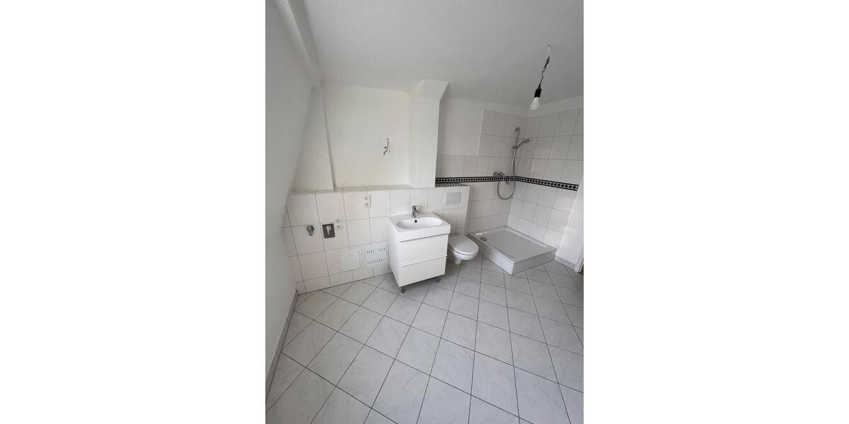 *Offenbach* 4-Zimmer-Albau-Wohnung mit Terrasse 4 zimmer