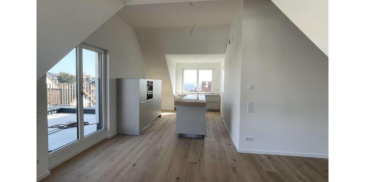 Dachgeschoßwohnung Frankfurt am Main Bergen-Enkheim - 3 Zimmer, 123 m&sup2;, 2.590&euro; | Angebot:25538249