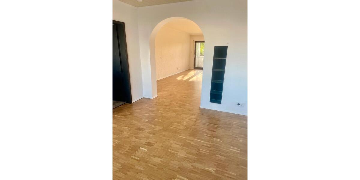 Erdgeschoßwohnung Rödermark - 3.5 Zimmer, 100 m&sup2;, 1.150&euro; | Angebot:25742268