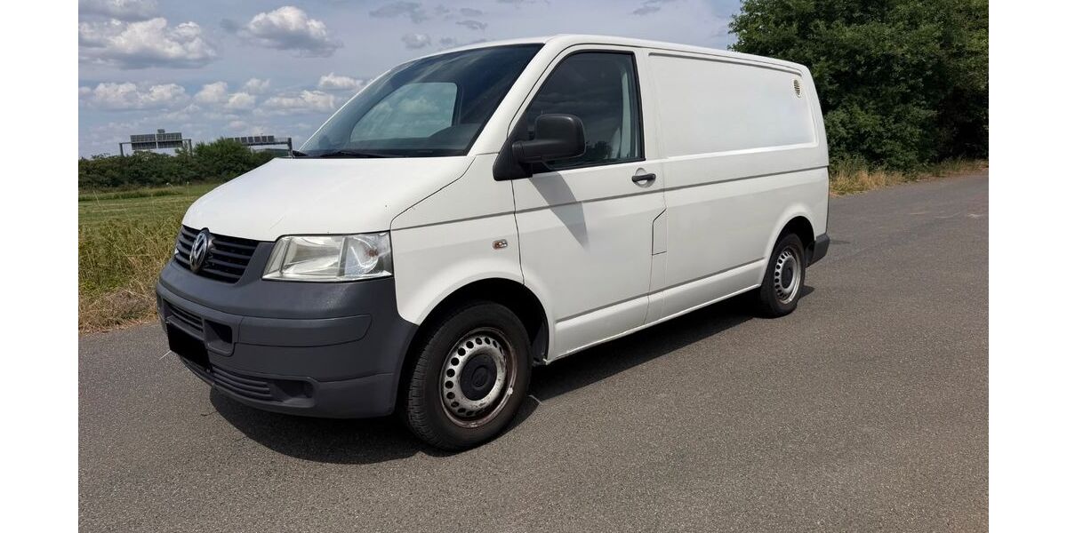 VW T5 Transporter 144.000 km 5.900 &euro; Rodenbach 63517