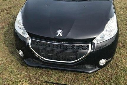 Peugeot 208 37.000 km 7.590 € Babenhausen 64832