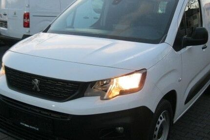 Peugeot Partner 83.570 km 12.890 &euro; Darmstadt 64293