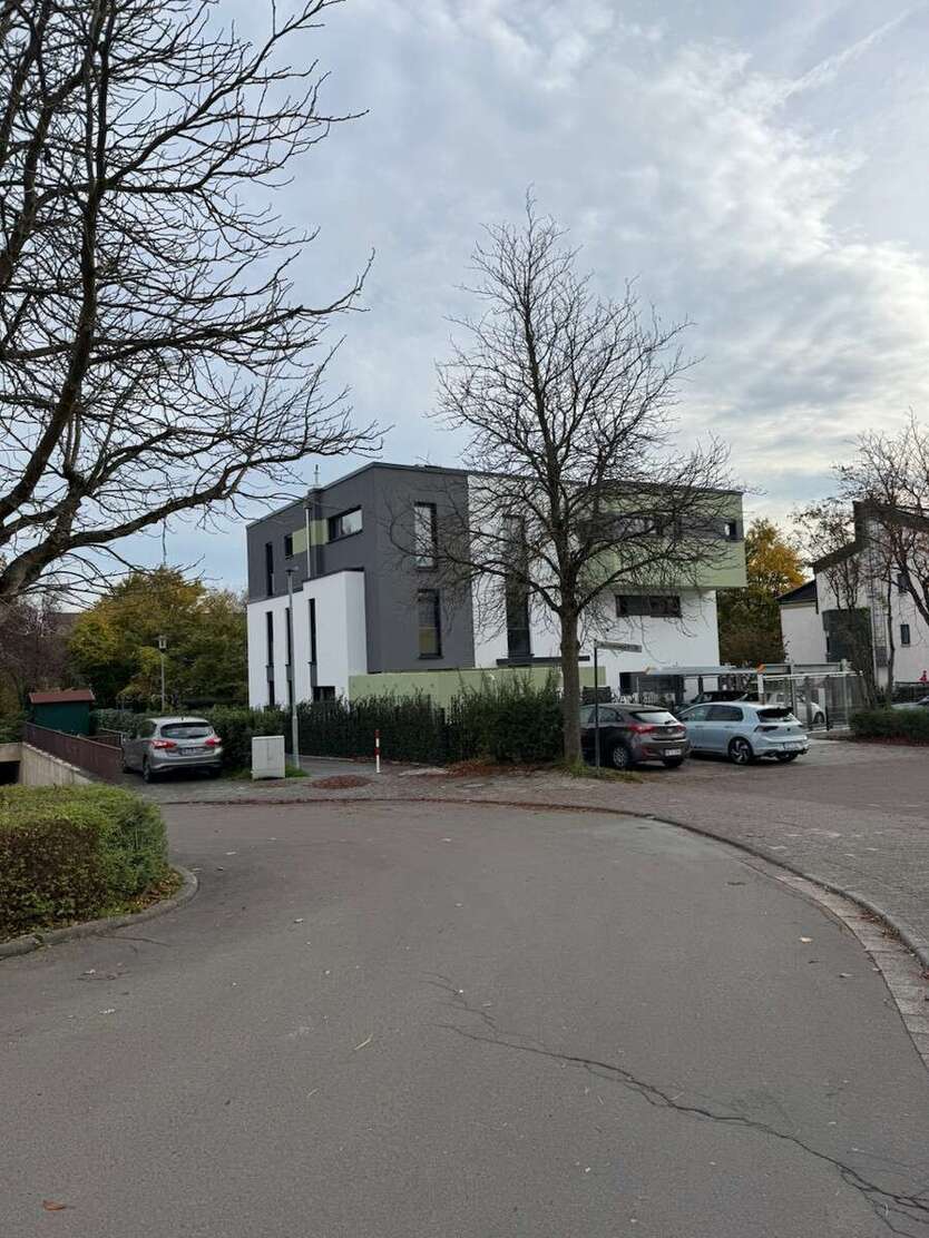 Wohnung zum Mieten in Friedrichsdorf 1.100 € 61.15 m² 2 zimmer