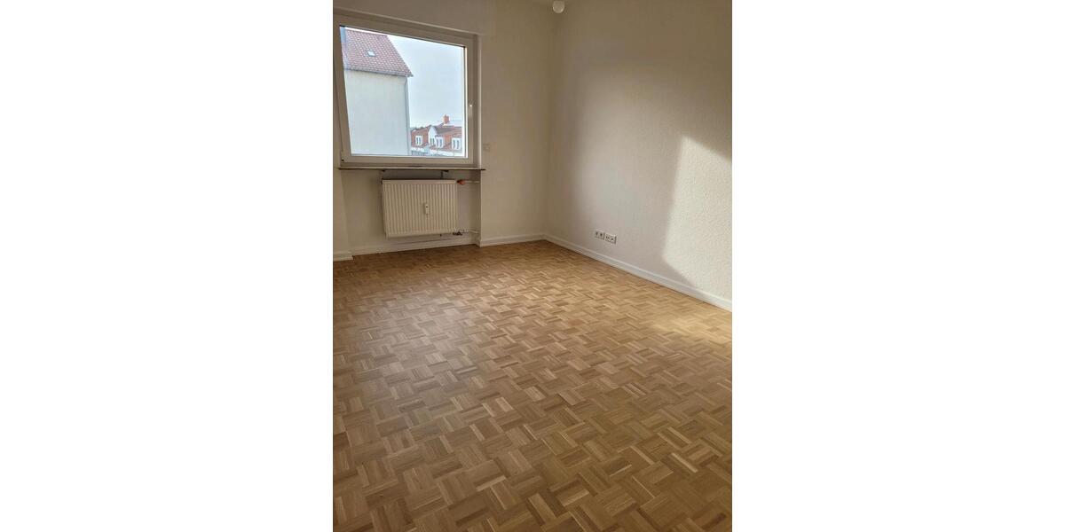 Erstbezug nach Sanierung in Frankfurt Ginnheim 3 zimmer