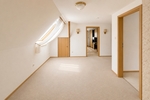 Vielseitiges Wohn- und Geschäftshaus mit großem Grundstück und Entwicklungspotenzial in Frankfurt-Bonames - Einfamilienhaus Frankfurt am Main Bonames | Angebot:26912907