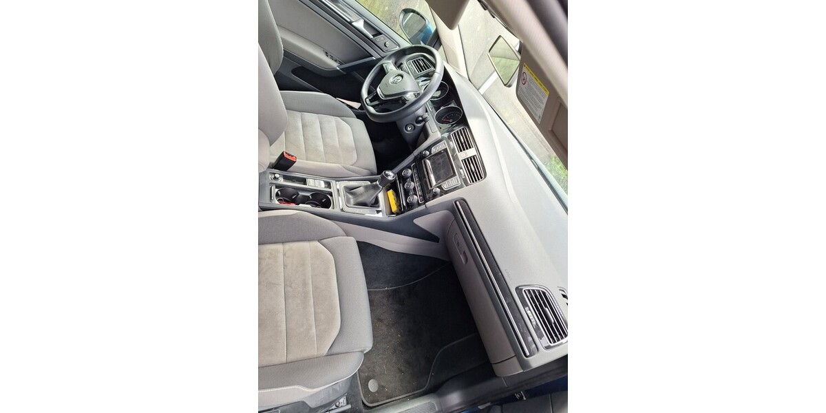 VW Golf 72.455 km 12.000 &euro; Mörfelden-Walldorf 64546