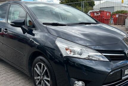 Toyota Verso 92.300 km 16.890 &euro; Egelsbach 63329