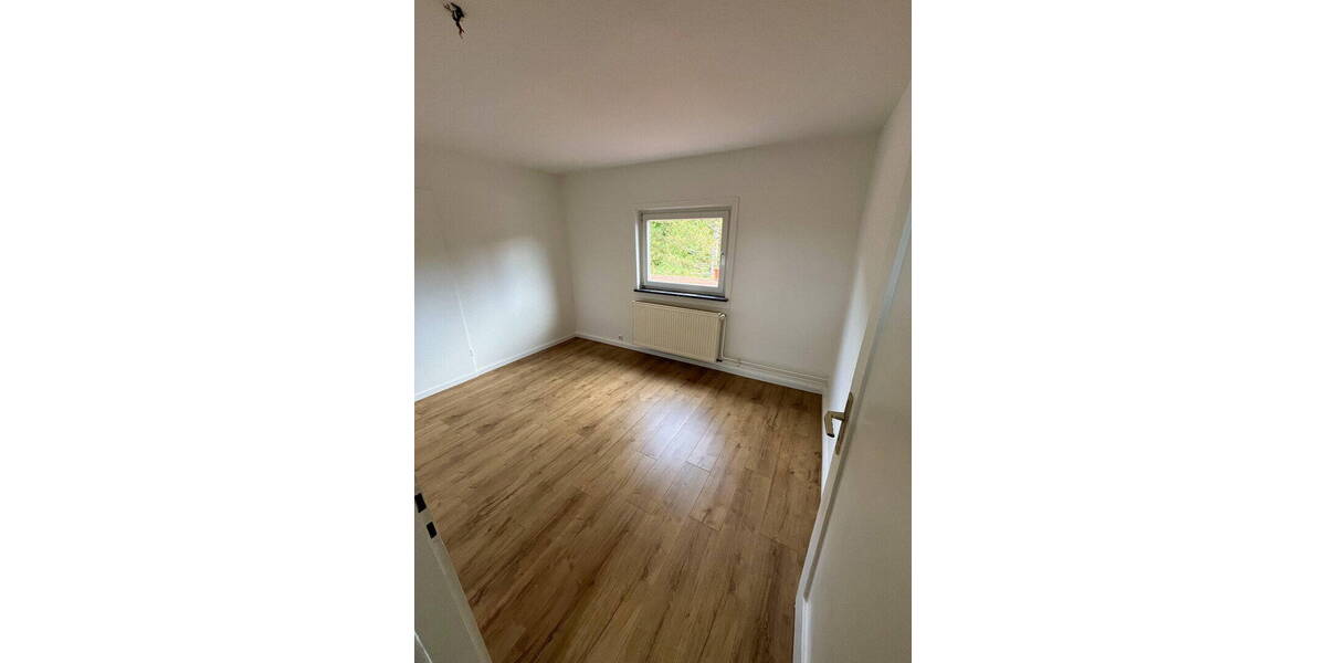 Einfamilienhaus Dreieich Götzenhain - 1 Zimmer, 175 m&sup2;, 850.000&euro; | Angebot:26065021