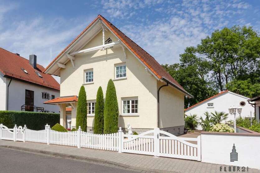 Haus zum Kaufen in Großkrotzenburg 699.000 € 176 m²