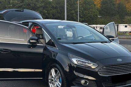 Ford S-Max 226.000 km 8.500 &euro; Hanau 63456