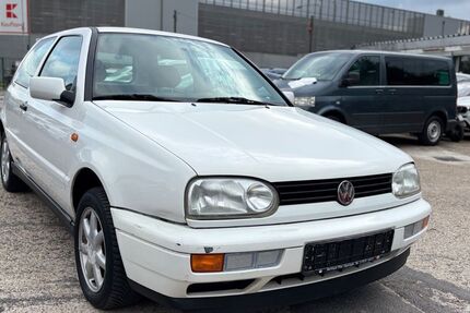 VW Golf 82.457 km 2.790 &euro; Frankfurt am Main 65933
