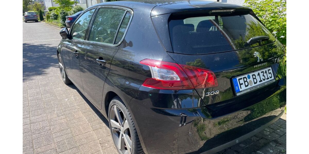 Peugeot 308 99.900 km 6.200 &euro; Bad Nauheim 61231