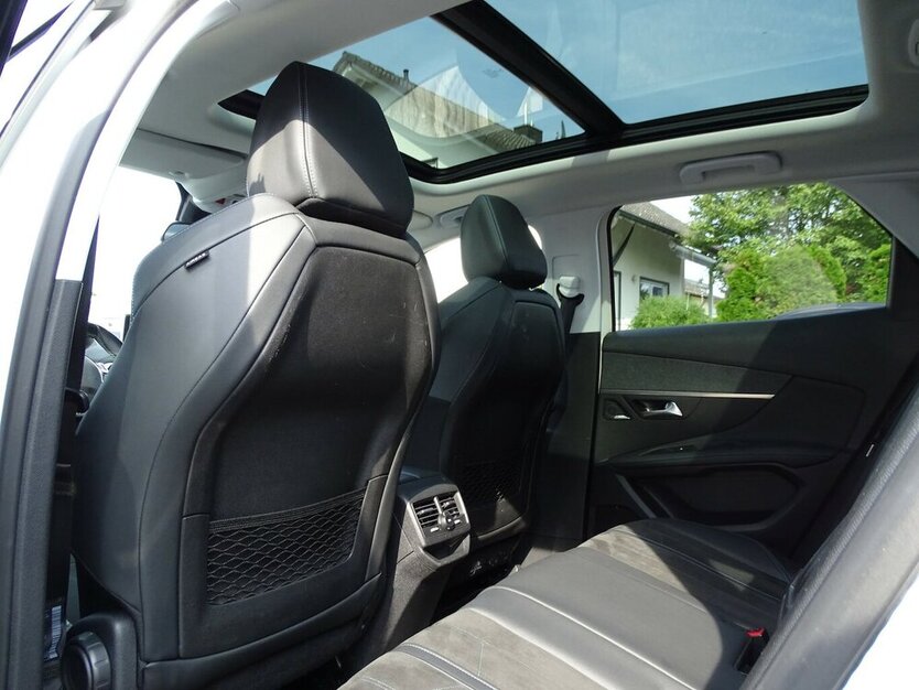 3008 2,0l BlueHDi Crossway Automatik, Panorama, Na