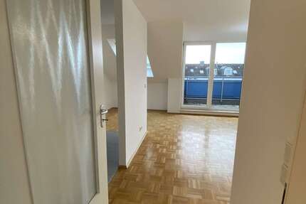 Wohnung Frankfurt Eschersheim - 2 Zimmer, 45 m&sup2;, 715&euro; | Angebot:25803993