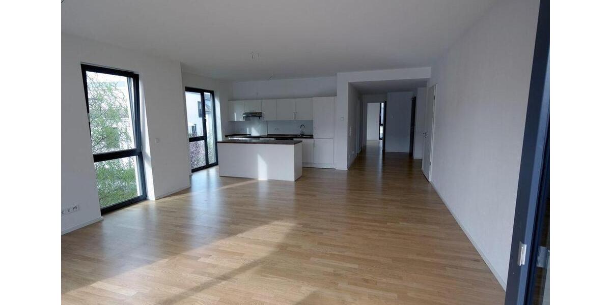 Etagenwohnung Oberursel (Taunus) - 3 Zimmer, 93 m&sup2;, 1.484&euro; | Angebot:25812506
