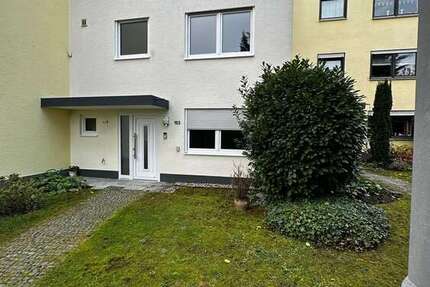 Haus zum Kaufen in Wiesbaden 850.000 € 200.57 m²