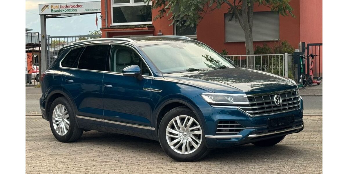 VW Touareg 165.700 km 32.500 &euro; Frankfurt am Main 65933