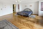 Maisonettenwohnung Kelsterbach - 8 Zimmer, 215 m&sup2;, 2.600&euro; | Angebot:25236970