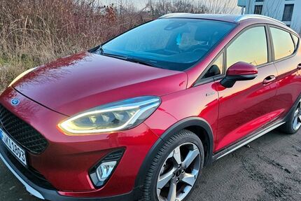 Ford Fiesta 63.450 km 13.580 &euro; Offenbach 63075