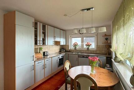 Wohnung Hofheim am Taunus - 3 Zimmer, 97 m&sup2;, 1.300&euro; | Angebot:25775218