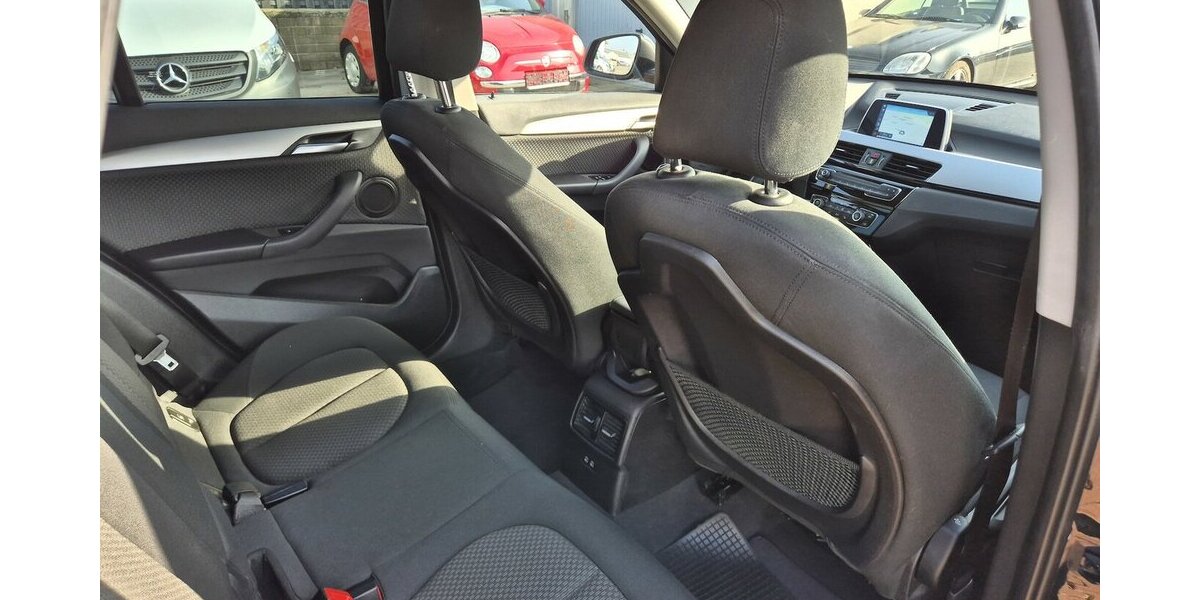 BMW X1 sDrive 18 i Advantage LED, Navigation 53.758 km 17.890 &euro; Rodgau 63110