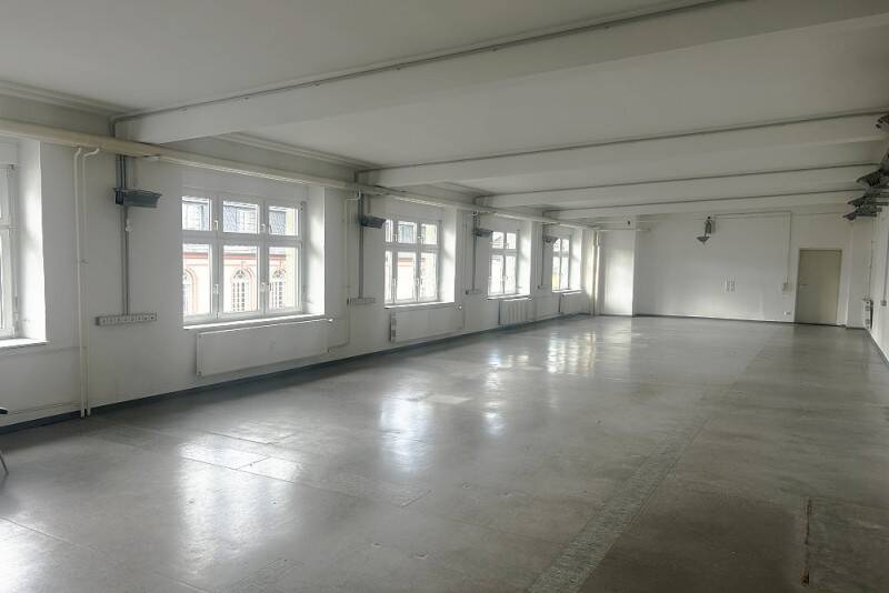 Gewerbeobjekt Frankfurt am Main Höchst - 1 Zimmer, 126 m&sup2;, 1.500&euro; | Angebot:26359353