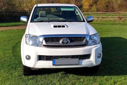 Toyota Hilux 301.000 km 14.700 € Dreieich 63303