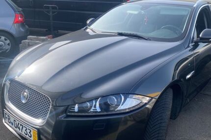 Jaguar XF 355.854 km 3.900 &euro; Friedberg 61169