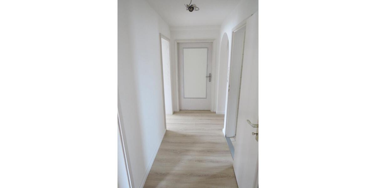 Etagenwohnung Hasselroth - 3 Zimmer, 95 m&sup2;, 890&euro; | Angebot:26493495