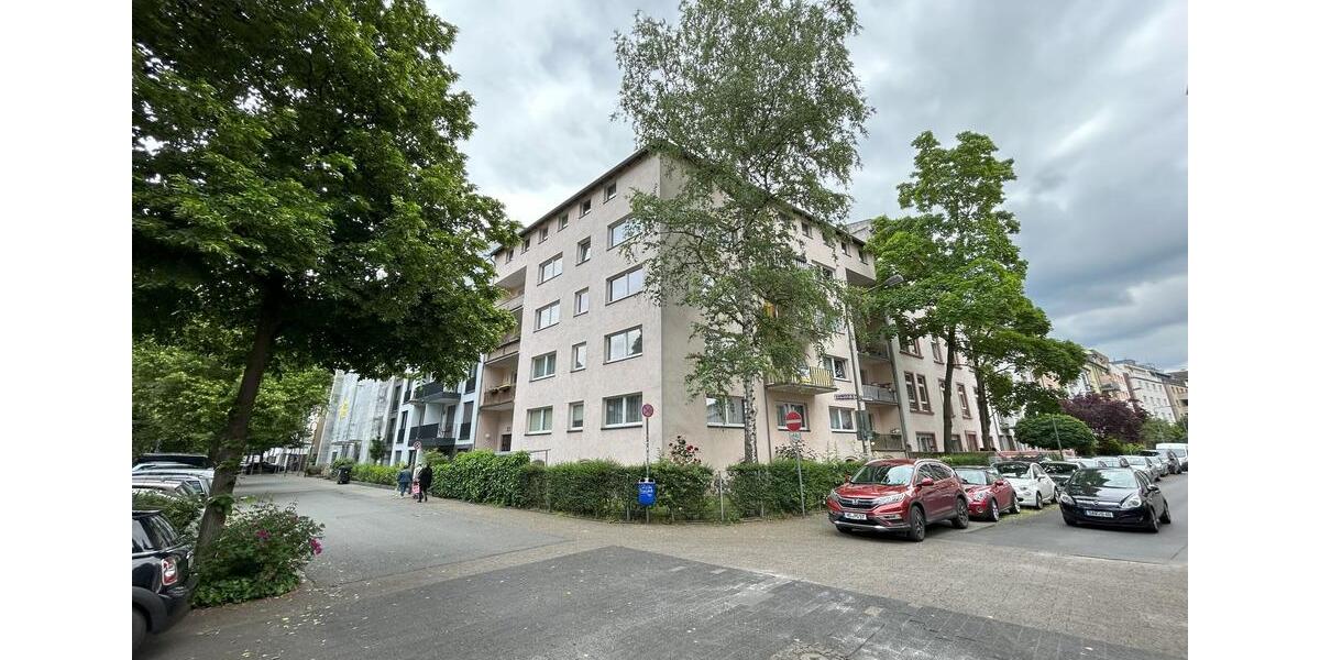 Helles 4-Zimmer-Apartment in Frankfurt am Main mit Balkon 4 zimmer