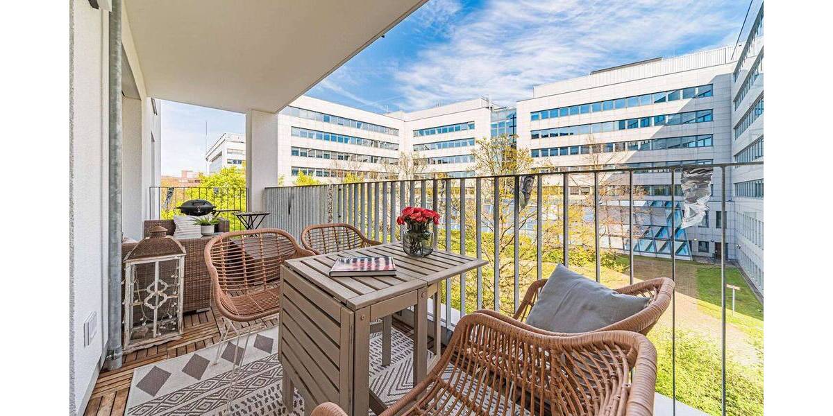 Etagenwohnung Frankfurt am Main Niederrad - 2 Zimmer, 60 m&sup2;, 2.200&euro; | Angebot:26289463