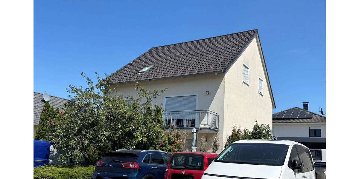 Etagenwohnung Weiterstadt - 5 Zimmer, 155 m&sup2;, 1.500&euro; | Angebot:27121821