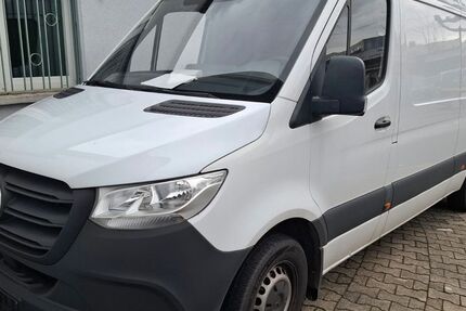 Mercedes-Benz Sprinter 233.000 km 17.490 &euro; Frankfurt am Main 60598