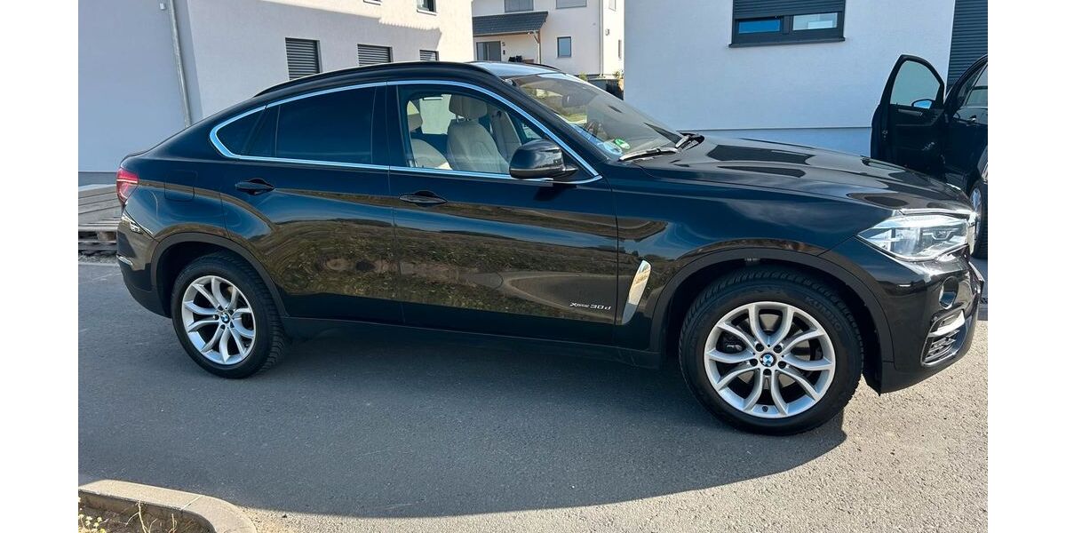 BMW X6 118.000 km 26.900 &euro; Karben (Petterweil) 61184