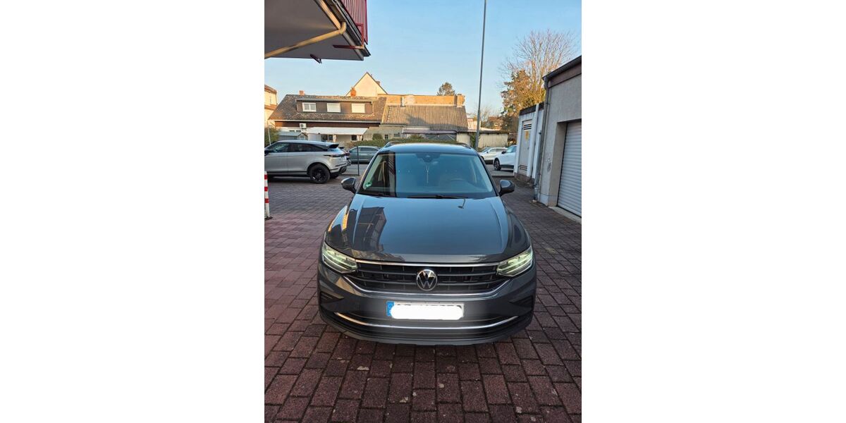 VW Tiguan 44.500 km 25.999 &euro; Neu-Isenburg 63263