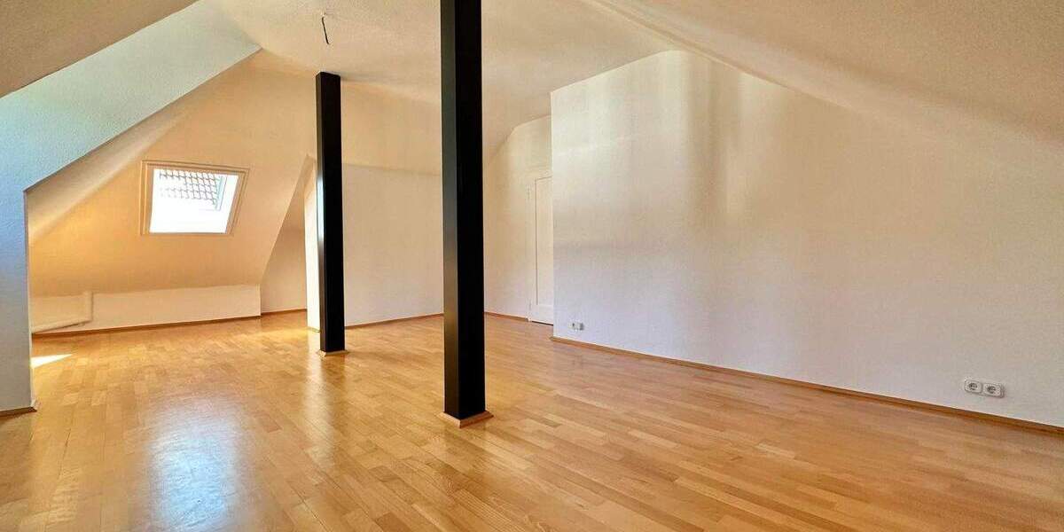 Rarität in gesuchtem Wohngebiet - Stilvoll sanierter Altbau - Buchraingebiet! 9 zimmer