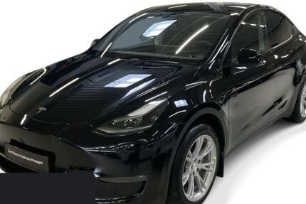 Tesla Model Y 54.106 km 33.700 &euro; Hanau 63457