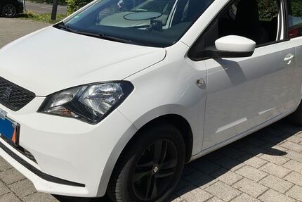 Seat Mii 103.987 km 4.300 &euro; FRANKFURT 65933