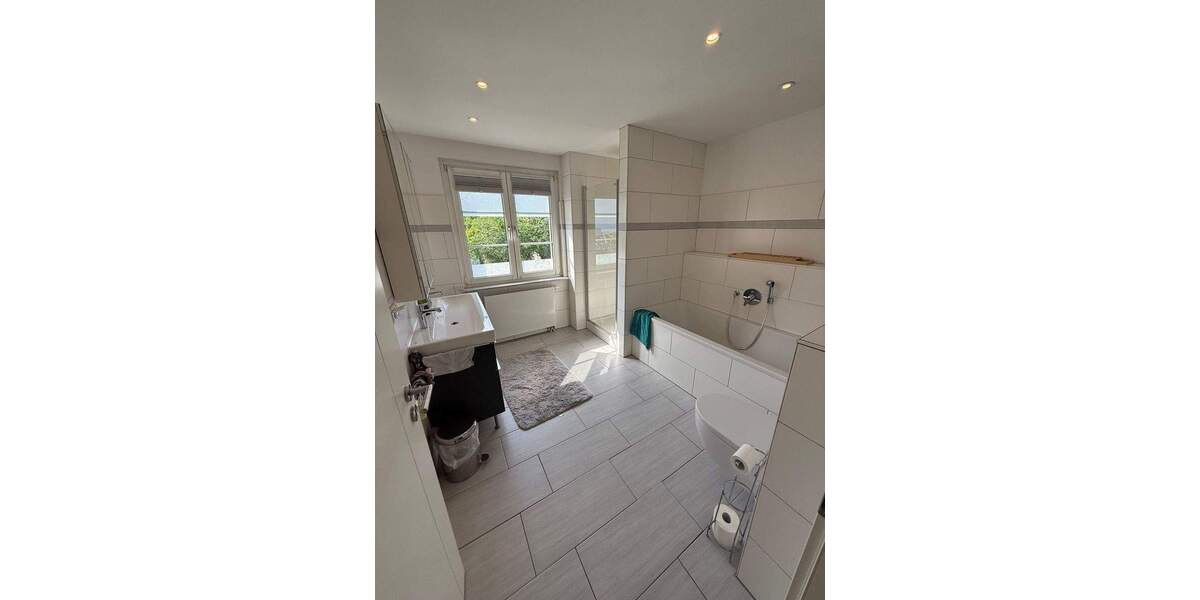 Einfamilienhaus Bad Homburg Dornholzhausen - 6 Zimmer, 132 m&sup2;, 1.020.000&euro; | Angebot:23938402