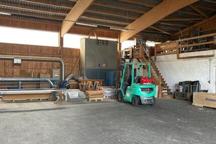 Große Lagerhalle mit Außenfläche, auch teilbar zimmer