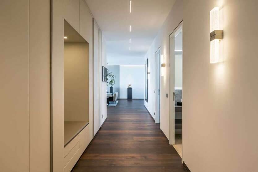 Wohnung zum Mieten in Frankfurt am Main 9.000 € 242 m²
