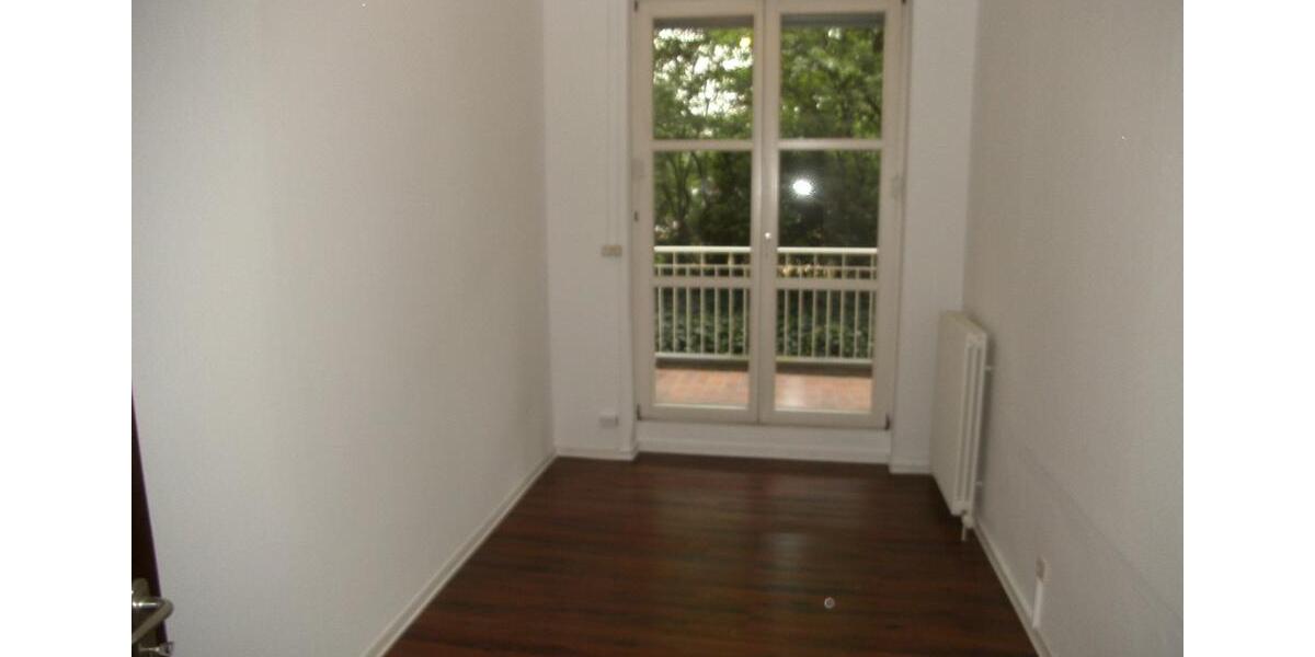 Große 3-ZKB-Garten-Wohnung nahe S-Bahn Taunusanlage 3 zimmer