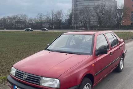 VW Vento 1.003.500 km 2.600 &euro; Steinbach (Taunus) 61449