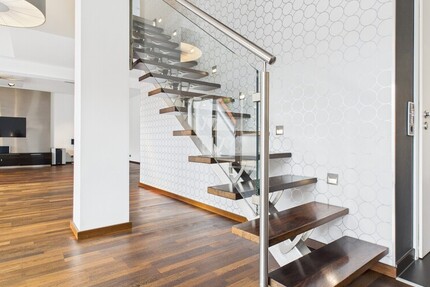 Penthouse mit Hauscharakter – 226 m² Wohnen über den Dächern von Petterweil - Wohnung Karben | Angebot:26208798
