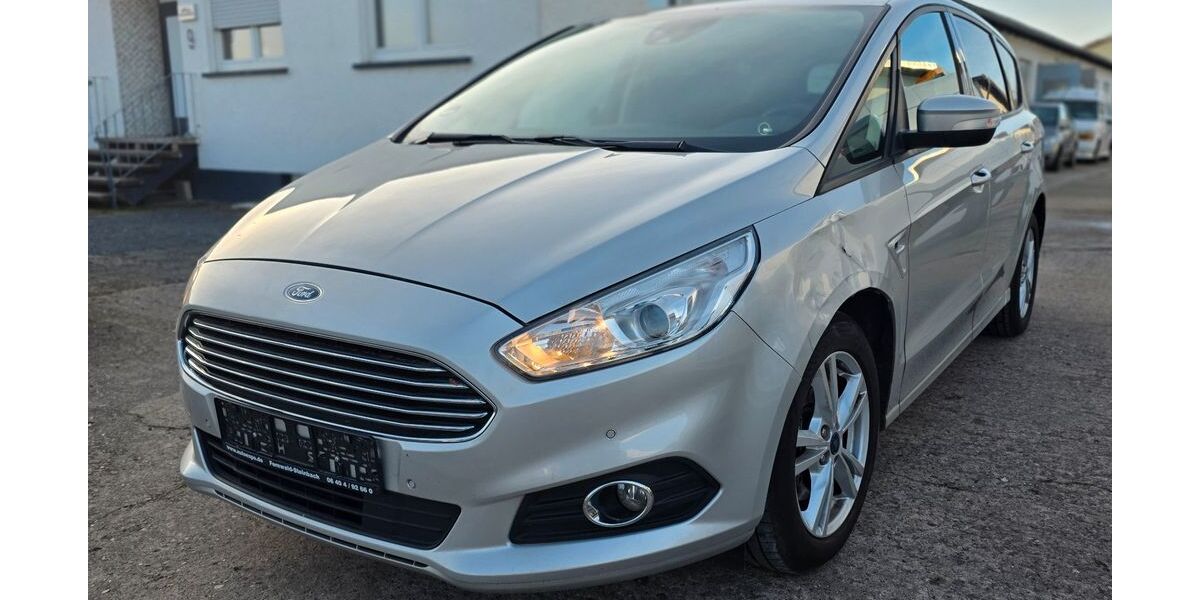 Ford S-Max 193.000 km 8.200 &euro; Hainburg 63512