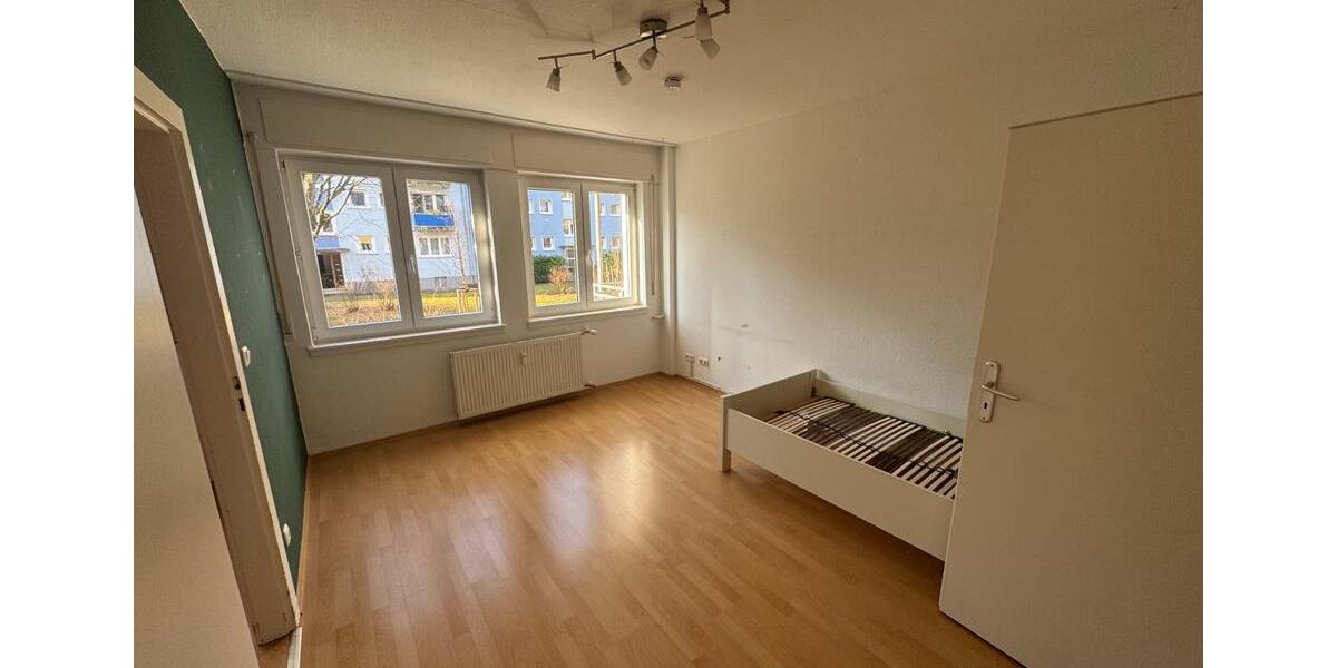 Hochparterre Frankfurt am Main Eschersheim - 4 Zimmer, 81 m&sup2;, 490.000&euro; | Angebot:25234922