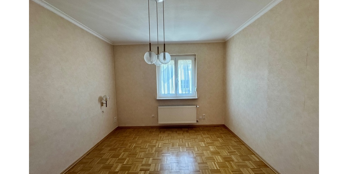 Bad Homburg - Kirdorf: 2-Familienhaus in zentraler und ruhiger Lage! - Zweifamilienhaus Bad Homburg Gonzenheim | Angebot:24184976