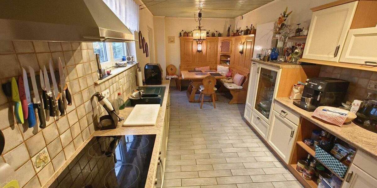 Gewerbehalle für Produktion, Handel, Handwerk+Freiflächen+wohnen zimmer