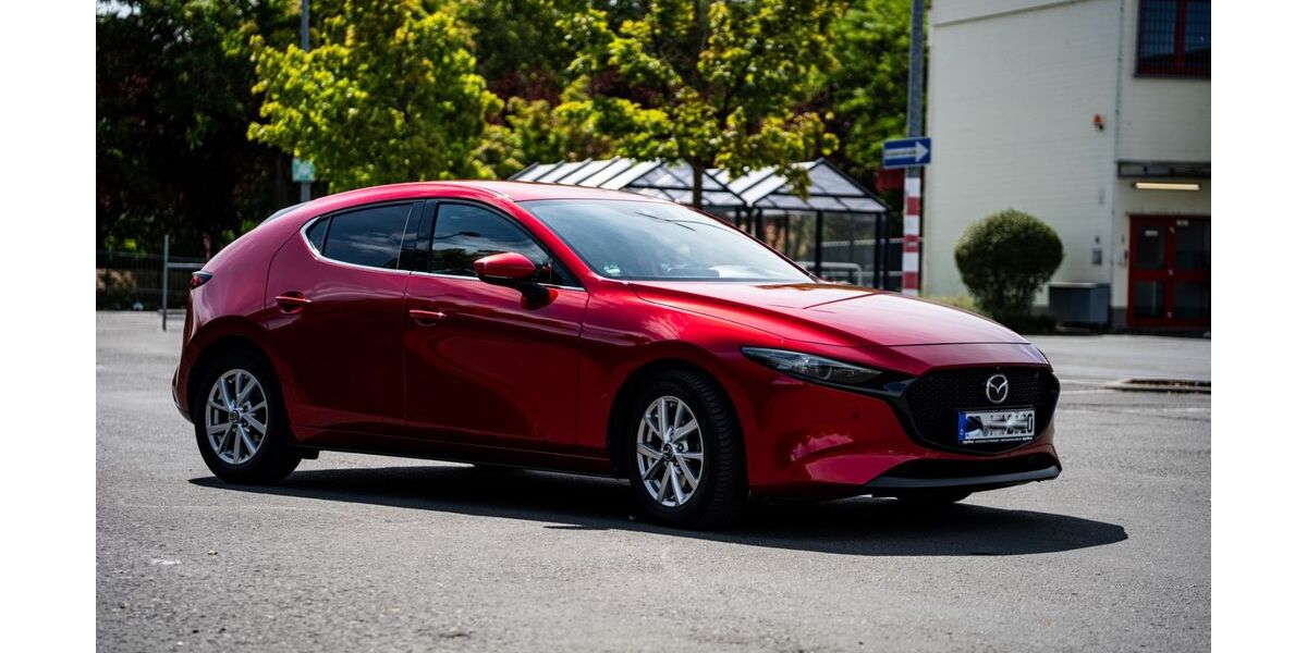Mazda 3 87.000 km 17.400 &euro; Bad Nauheim 61231