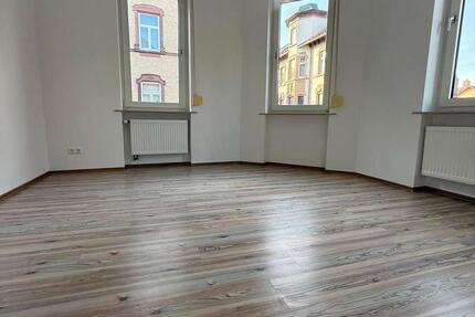 Wohnung Offenbach am Main Bürgel - 4 Zimmer, 100 m&sup2;, 1.200&euro; | Angebot:24980378